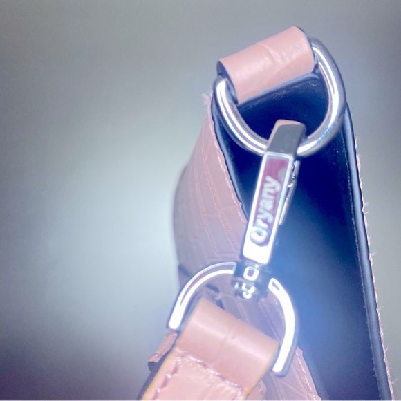 NWT Oryany Focus Mini Croc-Embossed Leather Crossbody Bag in Vintage Pink - Picture 6 of 16